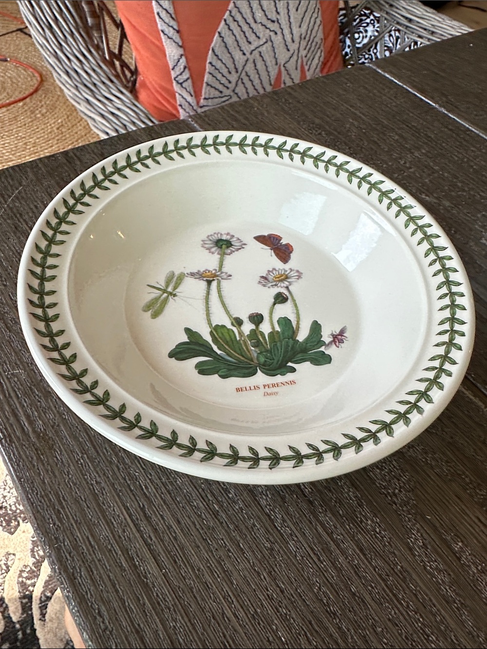 Portmerion botanic garden daisy bowl excellent 8.5 D collectible